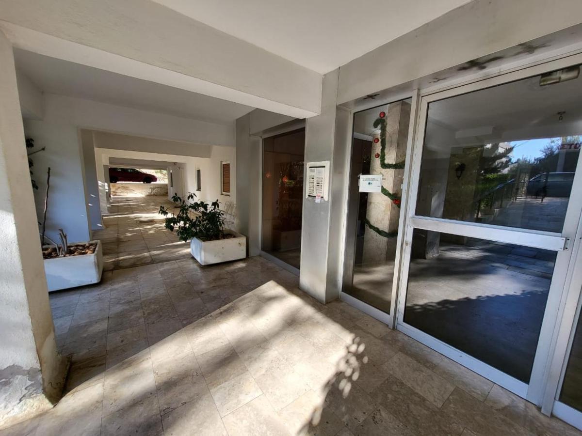 Apartment Near The Center Of Glyfada アテネ エクステリア 写真