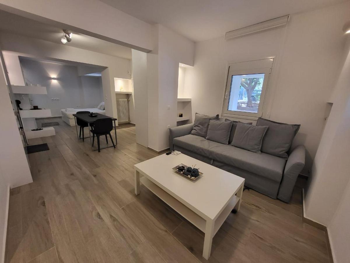 Apartment Near The Center Of Glyfada アテネ エクステリア 写真