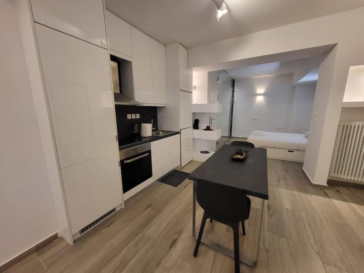 Apartment Near The Center Of Glyfada アテネ エクステリア 写真